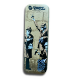 Case Lata Pequena G-Rollz Banksys Graffiti